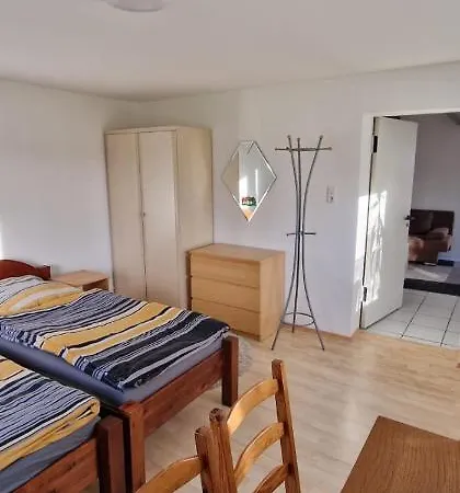 Break Apartment
